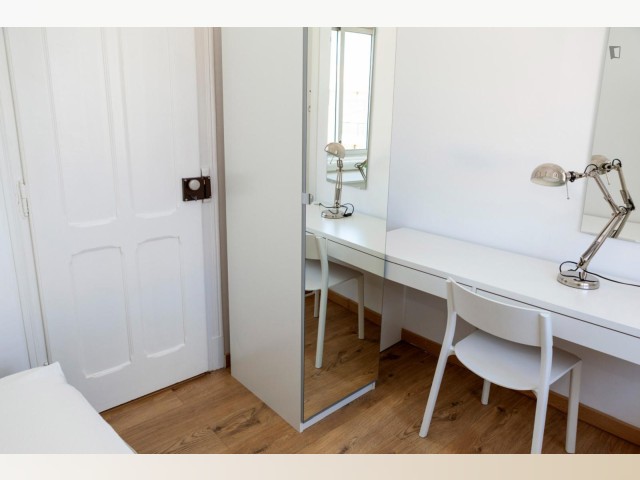 Portugal furnished Room in Lisboa-Tagus Valley, Lisbon