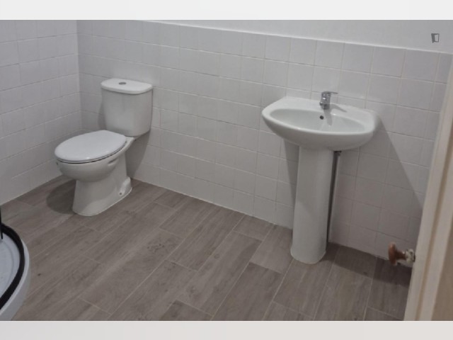 Portugal furnished Room in Porto-North Portugal, Porto Oporto