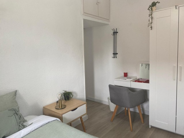 Spain furnished Room in Madrid, Madrid