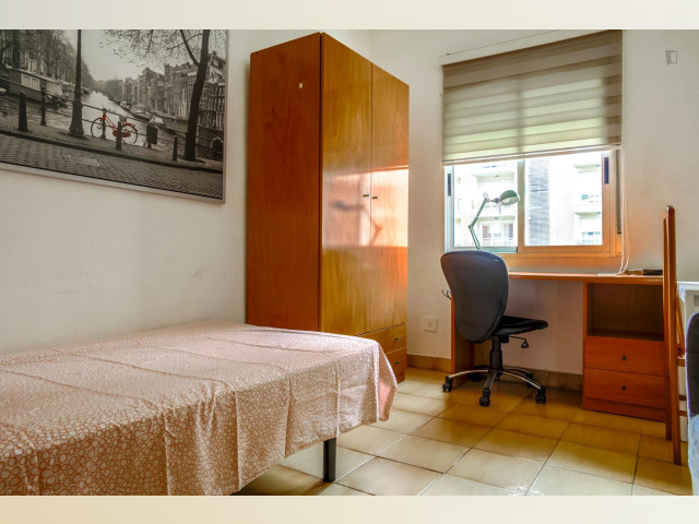 Spain furnished Room in Valencia, Valencia