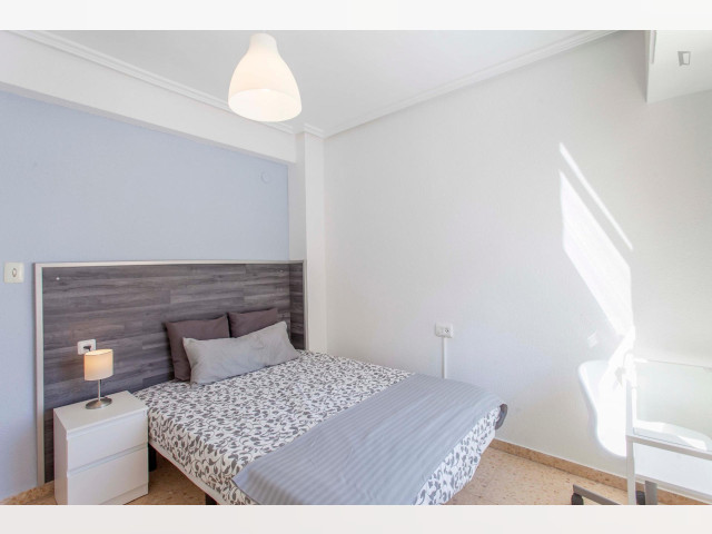 Spain furnished Room in Valencia, Valencia