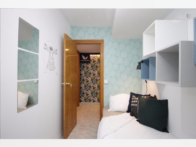 Spain furnished Room in Catalonia, Barcelona