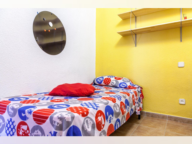 Spain furnished Room in Madrid, Madrid