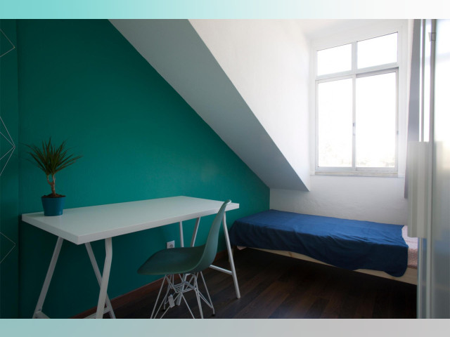 Portugal furnished Room in Lisboa-Tagus Valley, Lisbon