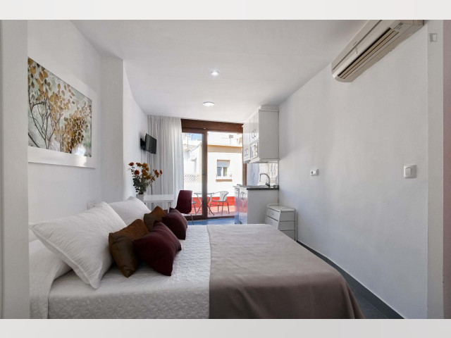 Spain furnished Room in Valencia, Alicante