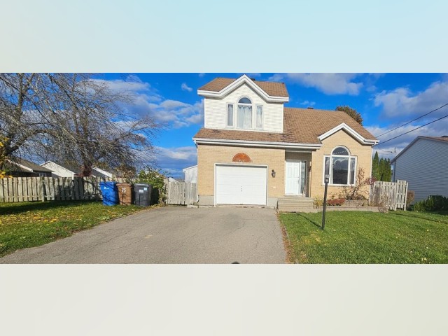 Vaudreuil-Dorion House for rent