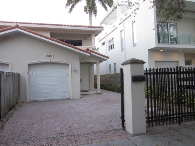 Coconut Grove FL House for rent