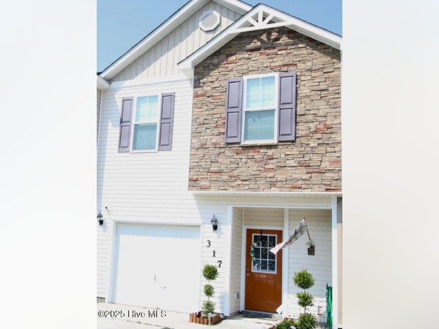Holly-Ridge Townhouse for rent