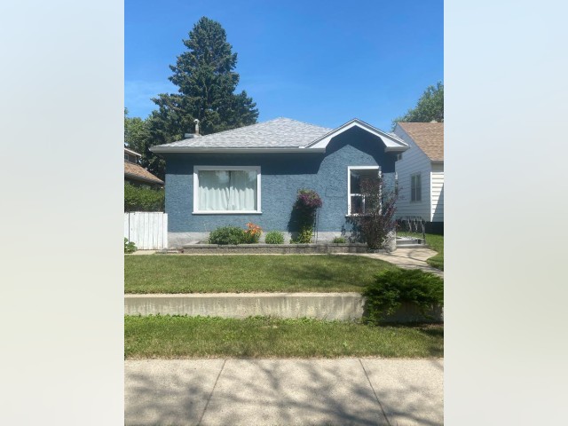 Lethbridge AB House for rent