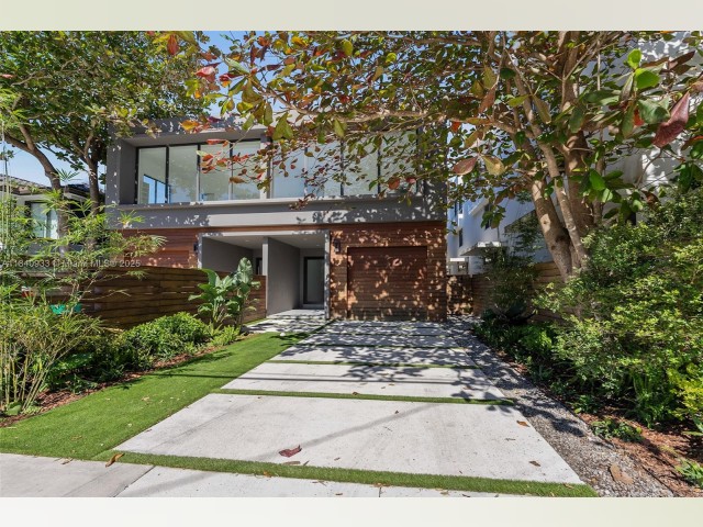 Coconut Grove FL House for rent