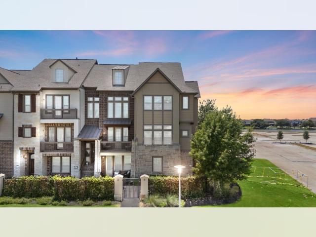 Cypress Townhouse for rent