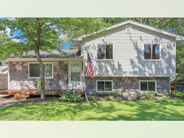 Waterford-Twp House for rent