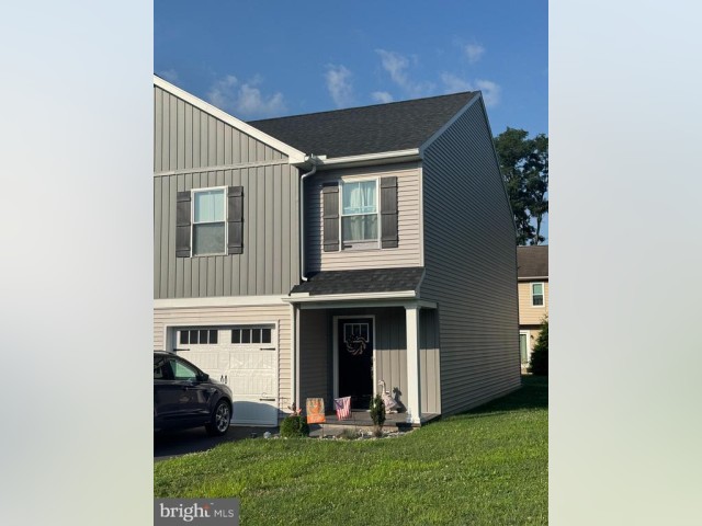 New-Holland Townhouse for rent