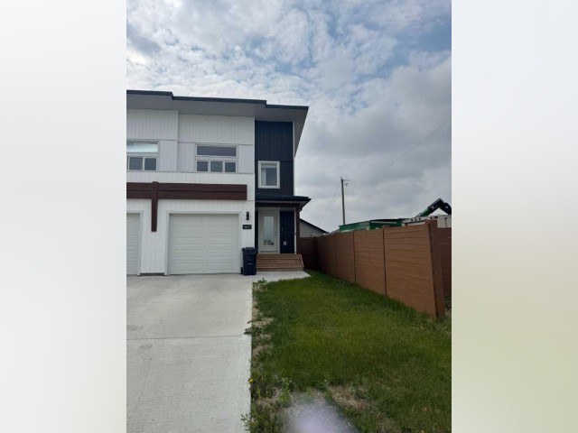 Clairmont AB Townhouse for rent