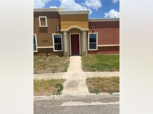 Edinburg Townhouse for rent